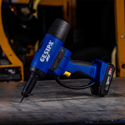 GESIPA FireBird Pro Rivettatrice A Batteria 15000 N – Motore Brushless, Per Dadi Rivetto M10 Alluminio / M8 Acciaio, Corsa 10 Mm - 2
